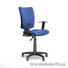 Офісне крісло Nowy Styl Chinque GTP (Freestyle) ZT-5, 49х44.5х98-111 см, пластикова хрестовина, з регульованими підлокітниками, тканина, синій